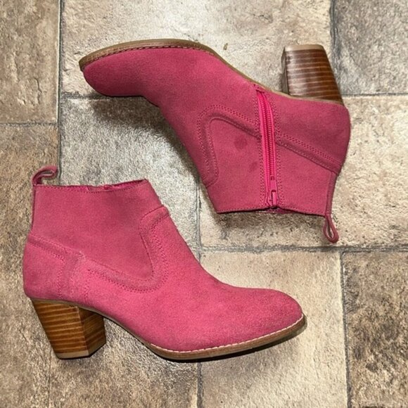 Dolce Vita Shoes - Dolce  Vita Suede Leather ankle boot Size 6.5
